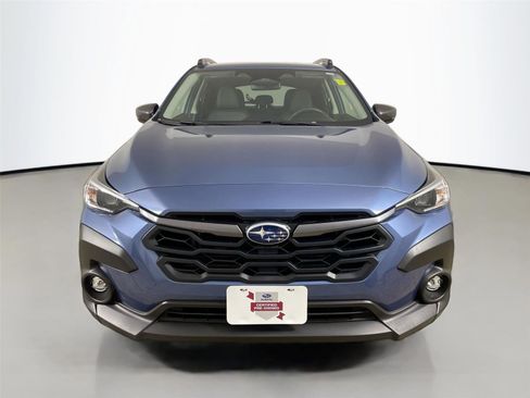 Used 2024 Subaru Crosstrek 2.0i Premium image 2