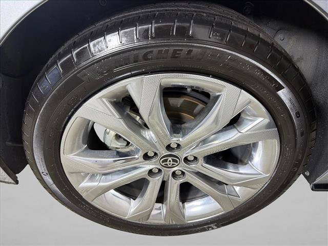 Used 2022 Toyota Sienna Platinum FWD image 18