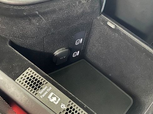 Used 2020 Porsche Taycan Turbo S image 48