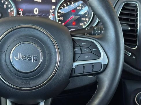 Used 2019 Jeep Compass Latitude w/ Popular Equipment Group AWD/4WD image 23
