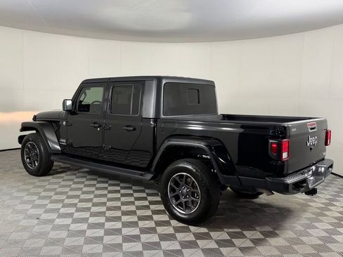 Used 2021 Jeep Gladiator Overland w/ Cold Weather Group image 9