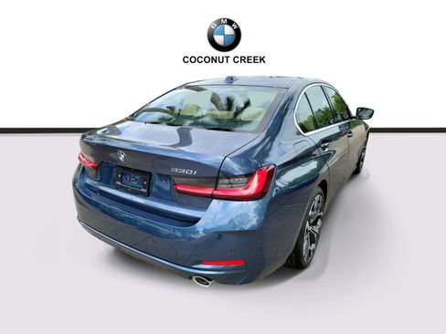 New 2026 BMW 330i Sedan w/ Convenience Package RWD image 4