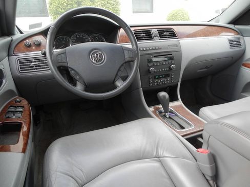Used 2006 Buick LaCrosse CXL w/ Driver Confidence Package FWD image 31