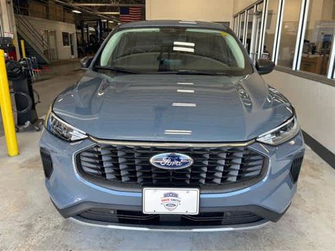 New 2025 Ford Escape Active w/ Cold Weather Package image 2