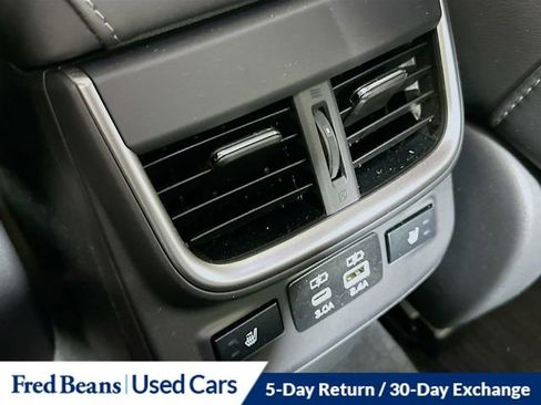Used 2025 Subaru Legacy Limited image 29