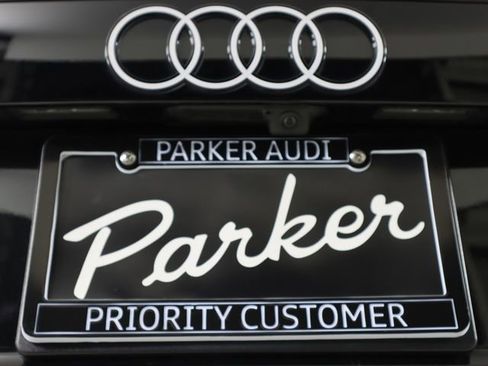 Certified 2024 Audi Q8 Premium Plus w/ Premium Plus Package AWD/4WD image 26