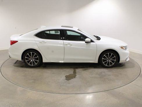 Used 2018 Acura TLX V6 w/ Technology Package image 7