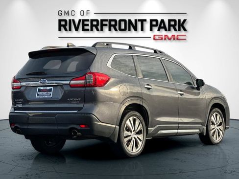 Used 2020 Subaru Ascent Touring w/ Popular Package #2A image 3