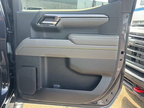 Used 2024 Chevrolet Silverado 1500 ZR2 w/ Technology Package image 27