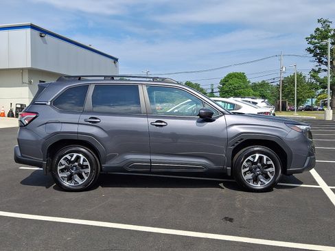 Certified 2026 Subaru Forester Premium w/ Base/Premium Plus Package AWD/4WD image 7