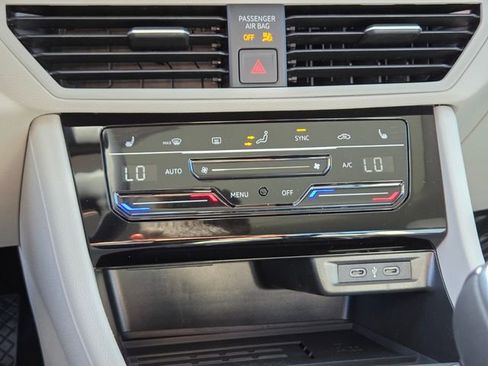 New 2026 Volkswagen Jetta SE image 14