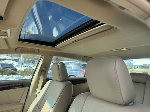 Used 2009 Toyota Avalon Limited image 9