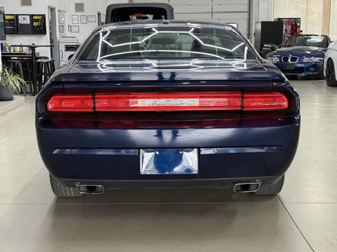 Used 2013 Dodge Challenger SXT Plus RWD image 3