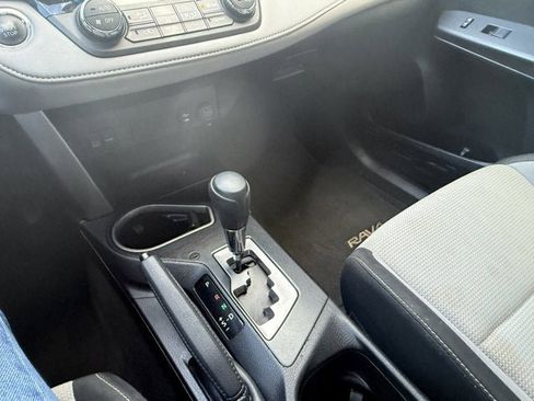 Used 2017 Toyota RAV4 XLE image 25
