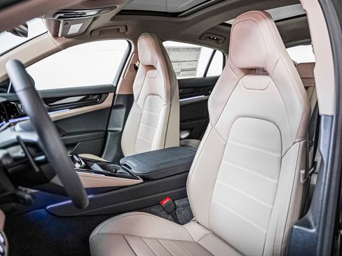 New 2026 Porsche Panamera image 5