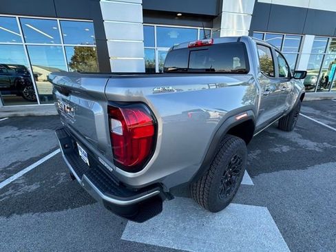 New 2026 GMC Canyon Elevation w/ Convenience Package image 4