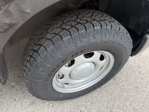 Used 2010 Ford F150 XL RWD image 15