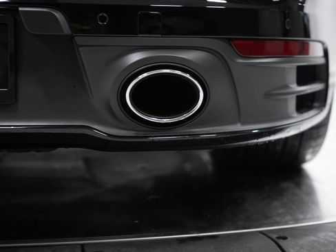 Certified 2021 Porsche 911 Carrera image 35