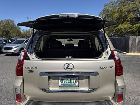 Used 2010 Lexus GX 460 image 33
