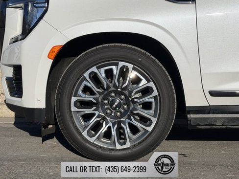 Used 2024 GMC Yukon Denali Ultimate image 8