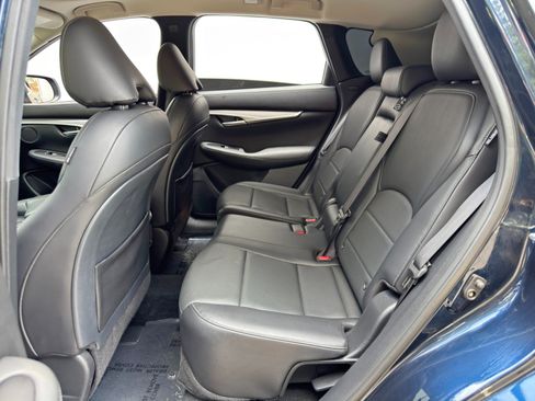 Used 2022 INFINITI QX50 Luxe FWD image 40