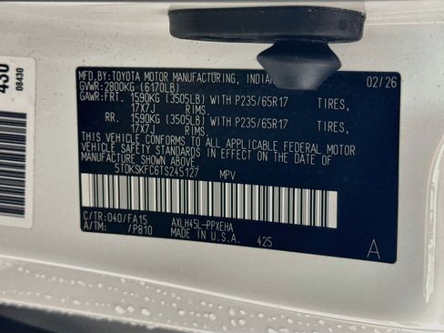 Certified 2026 Toyota Sienna LE AWD/4WD image 31
