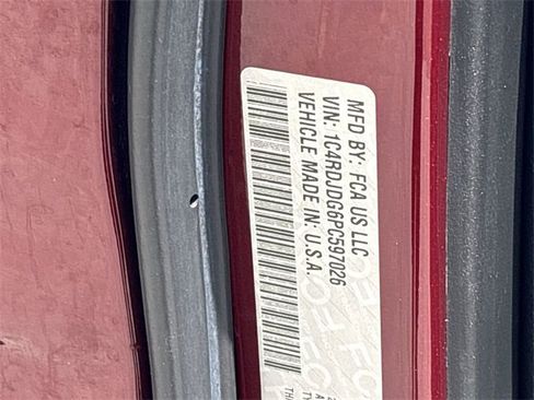 Certified 2023 Dodge Durango GT image 34