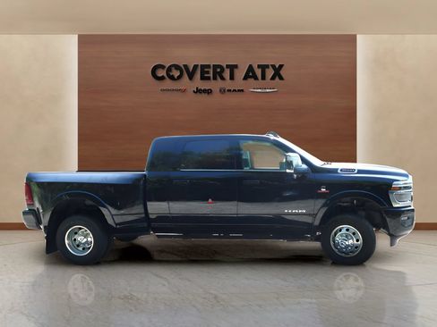 Used 2026 RAM 3500 Longhorn AWD/4WD image 6