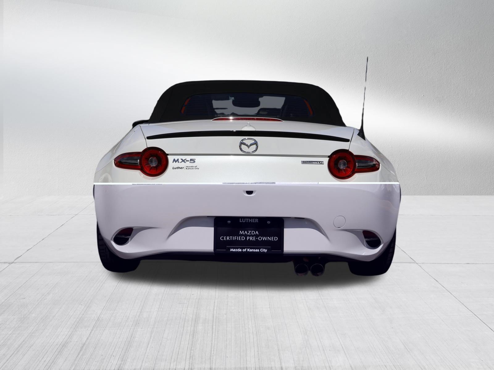 Certified 2025 MAZDA MX-5 Miata Club RWD image 6
