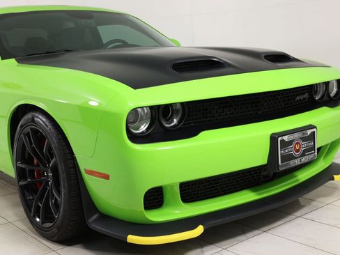 Used 2023 Dodge Challenger SRT Hellcat w/ Driver Convenience Group RWD image 36