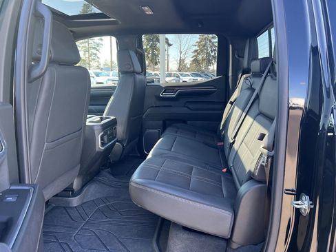 Certified 2023 Chevrolet Silverado 1500 High Country w/ High Country Premium Package image 12