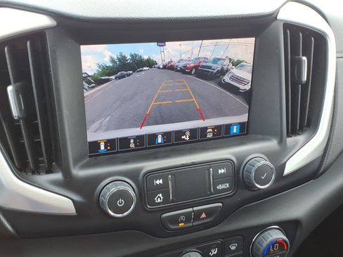 Certified 2022 GMC Terrain SLT w/ Infotainment Package II AWD/4WD image 23