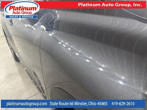 Used 2021 Toyota Highlander Platinum image 12