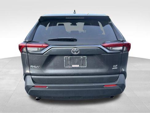 Certified 2024 Toyota RAV4 LE AWD/4WD image 4