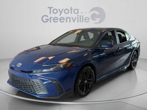 Certified 2025 Toyota Camry SE w/ Convenience Package AWD/4WD image 1