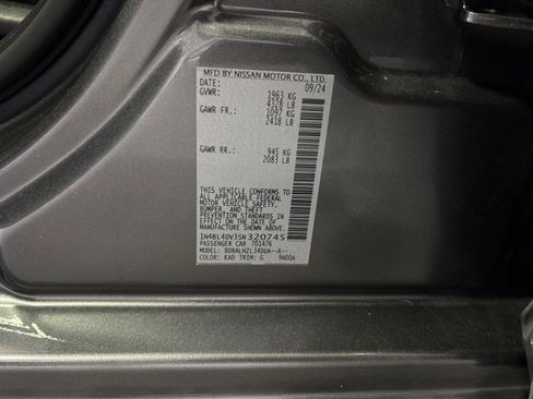 Used 2025 Nissan Altima 2.5 SV image 30