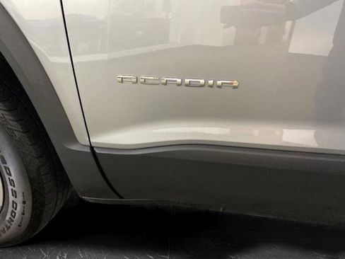 Used 2023 GMC Acadia SLE AWD/4WD image 22