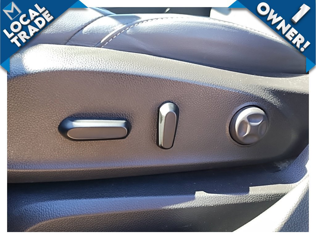 Used 2020 Buick Envision Essence FWD image 16