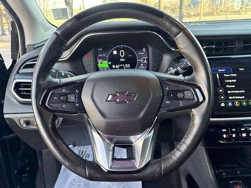 Used 2023 Chevrolet Bolt EUV Premier w/ Sun & Sound Package image 18
