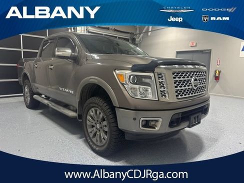 Used 2018 Nissan Titan Platinum Reserve w/ Platinum Utility Package AWD/4WD image 1