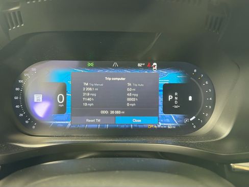 Used 2023 Volvo XC60 B5 Plus w/ Climate Package FWD image 11