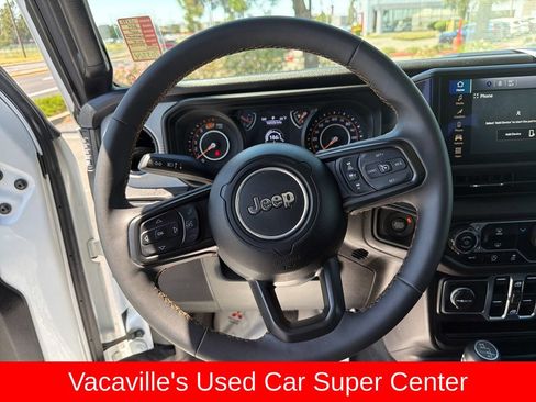 Used 2024 Jeep Wrangler Unlimited Sport AWD/4WD image 14