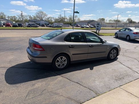 Used 2005 Saab 9-3 Linear image 13