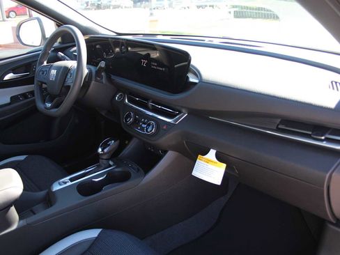 New 2026 Buick Envista Preferred w/ Advanced Safety Package image 14