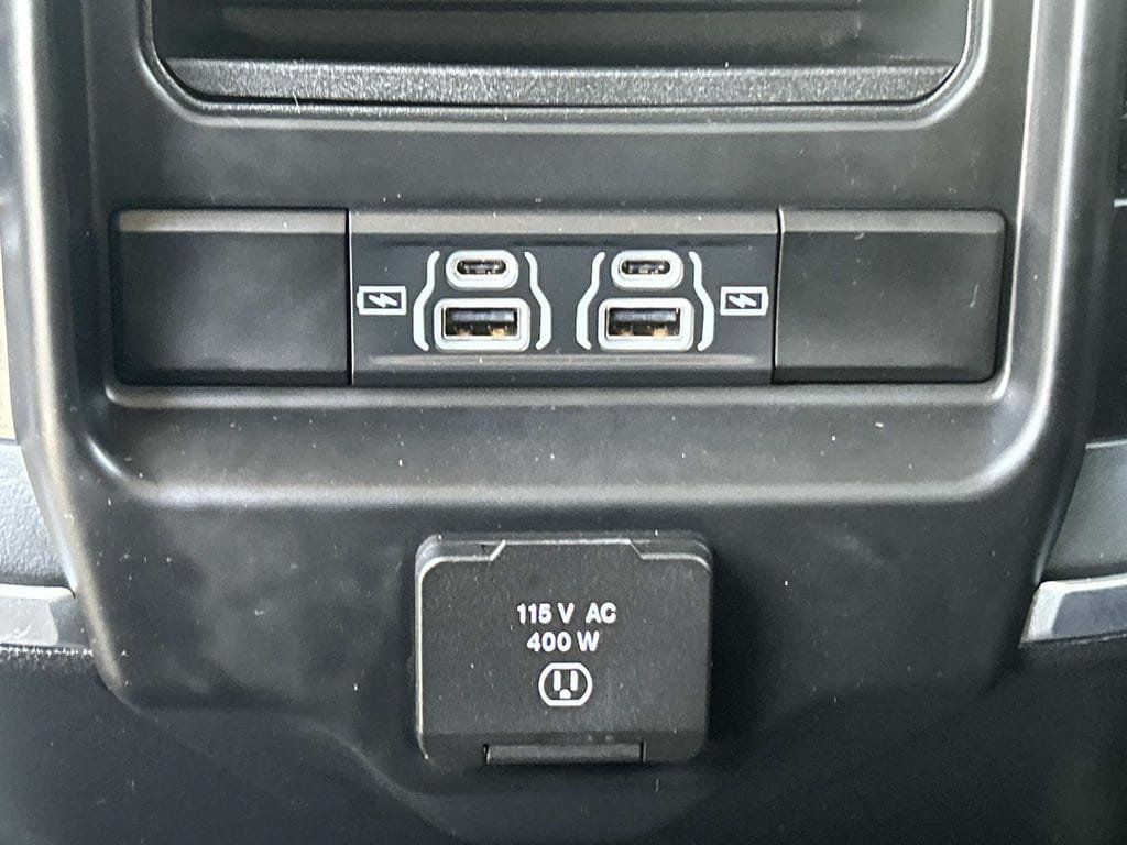 Used 2021 RAM 1500 Laramie w/ Off Road Group AWD/4WD image 20