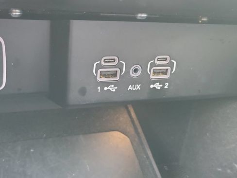 Used 2024 Jeep Wagoneer L Series II w/ Flexible Seating Group AWD/4WD image 26
