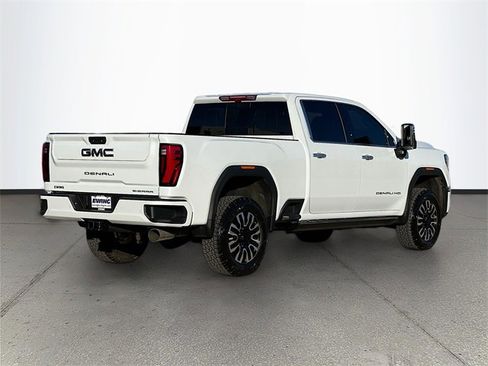 New 2026 GMC Sierra 2500 Denali Ultimate image 4