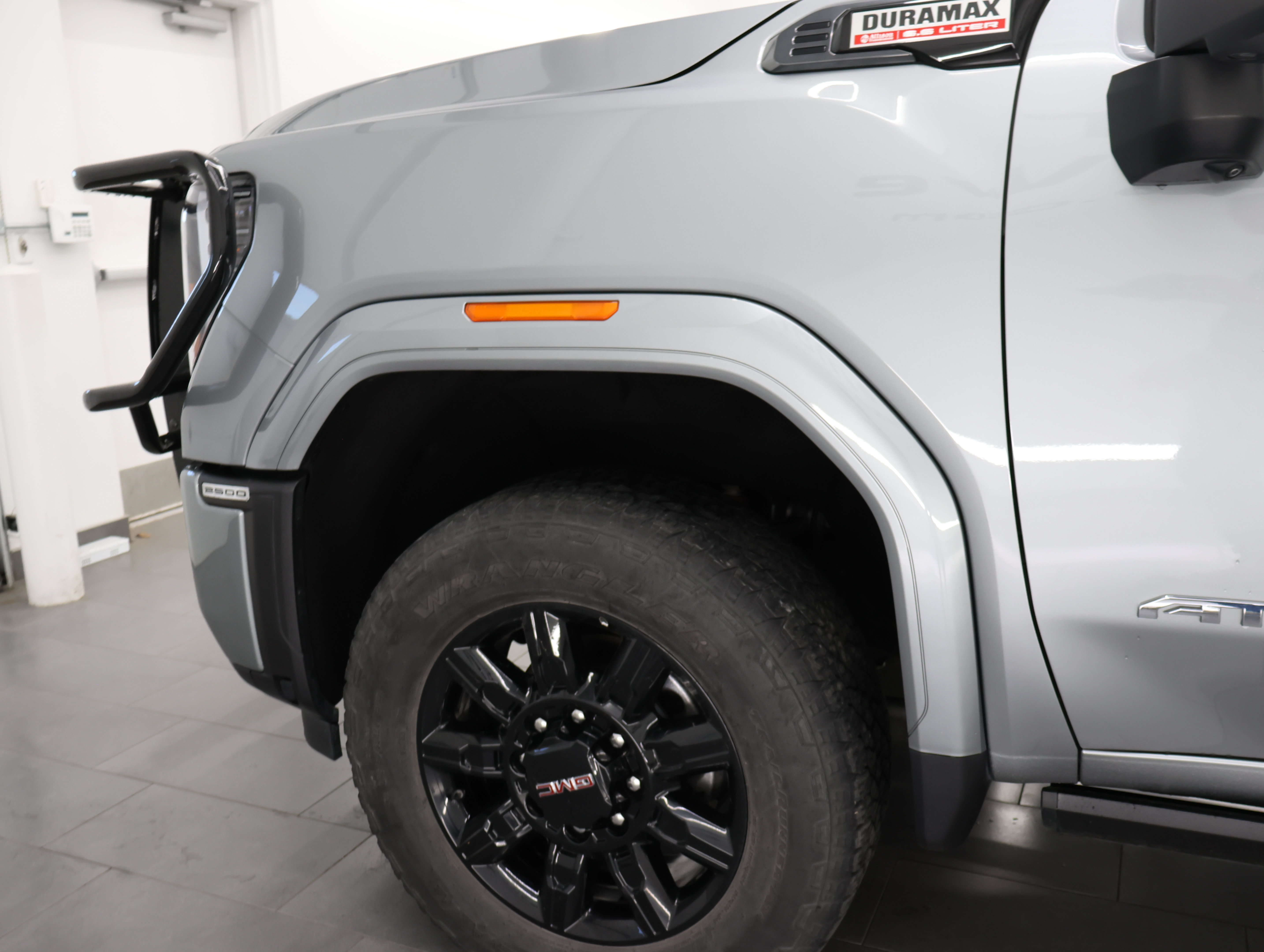 Used 2025 GMC Sierra 2500 AT4 w/ AT4 Premium Plus Package AWD/4WD image 43