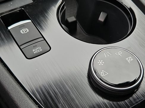 New 2026 Nissan Rogue SV image 18