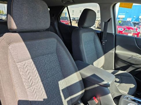 Used 2024 Chevrolet Equinox LT w/ LPO, Floor Liner Package AWD/4WD image 11
